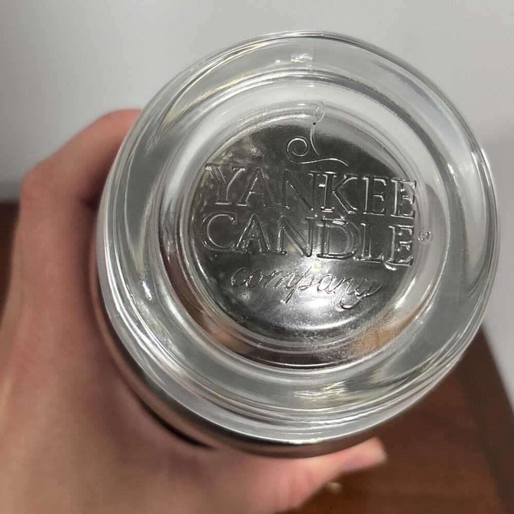 Yankee Candle Holiday Twinkle Housewarmer 22 oz Black Band New Rare HTF Retired - Picture 5 of 7